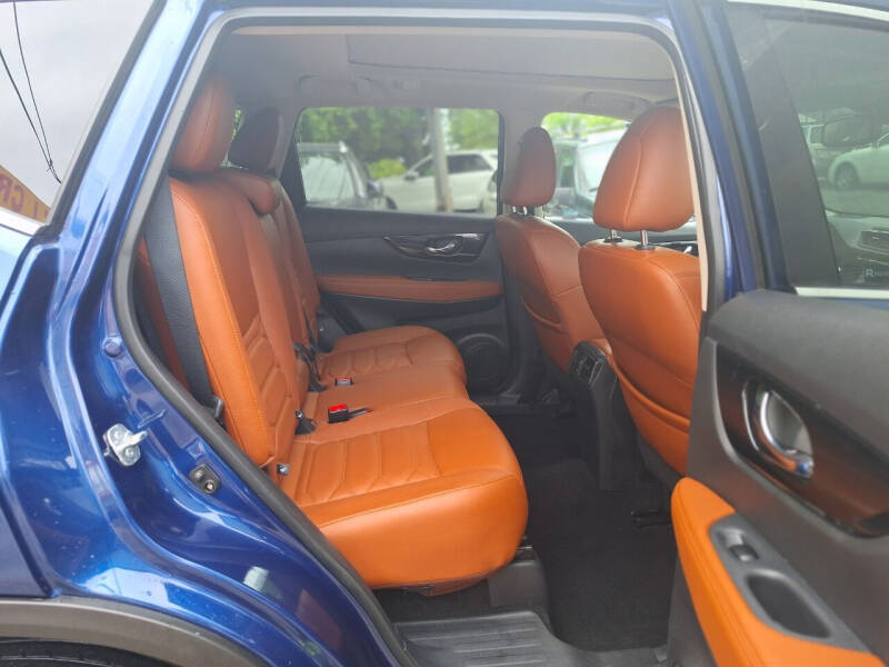 2017 Nissan Rogue SL