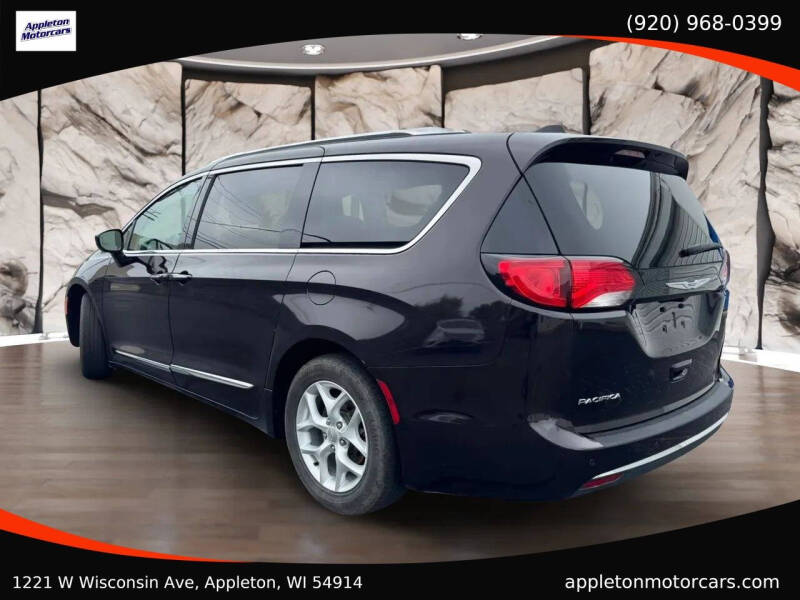 2018 Chrysler Pacifica Touring L Plus