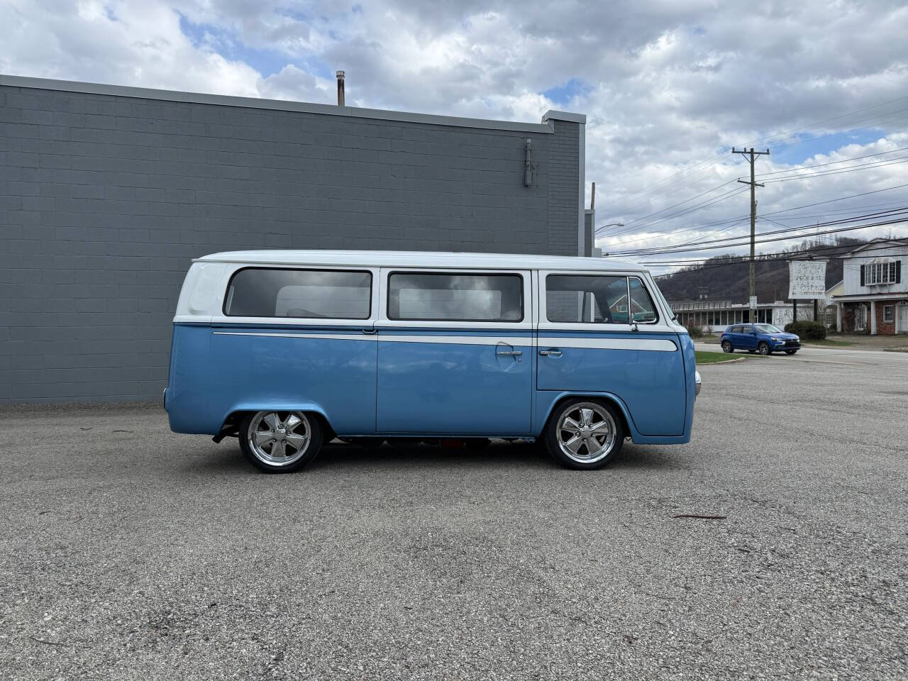 1974 Volkswagen Type II Custom Bus 1