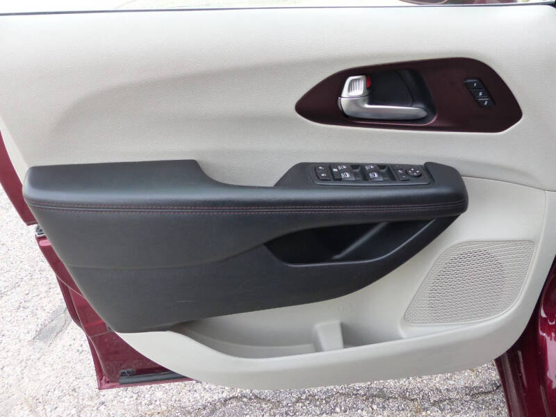 2020 Chrysler Pacifica Limited