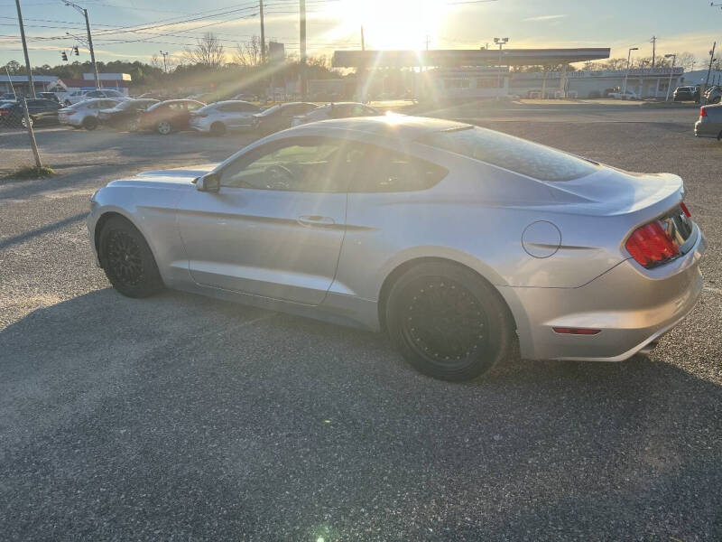 2015 Ford Mustang V6