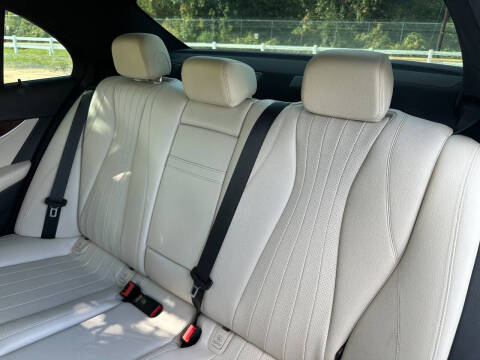 2017 Mercedes-Benz E-Class E 300 4MATIC