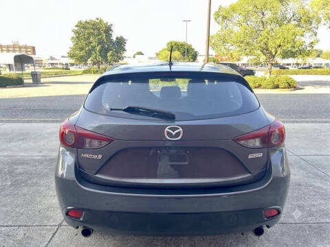 2015 Mazda MAZDA3 i Touring
