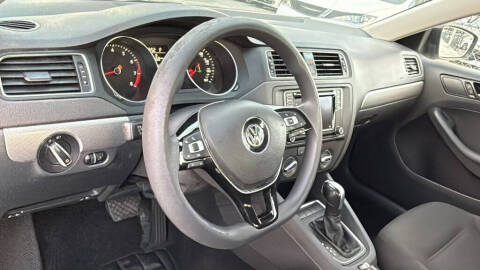 2016 Volkswagen Jetta