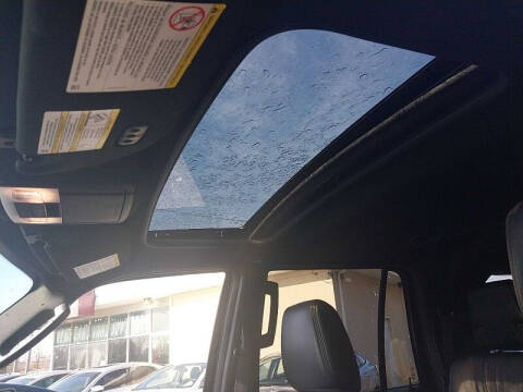 2017 Lincoln Navigator Select