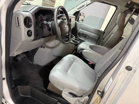 2014 Ford E-Series E-250