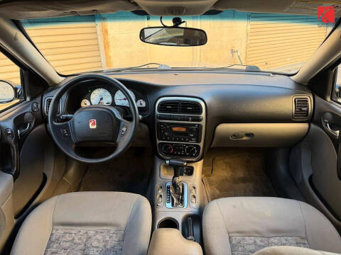 2005 Saturn L300