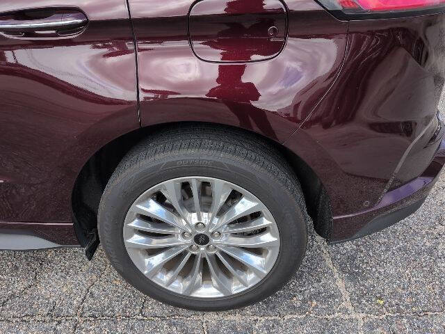 2024 Ford Edge Titanium