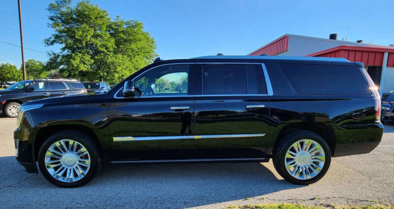 2017 Cadillac Escalade ESV Platinum