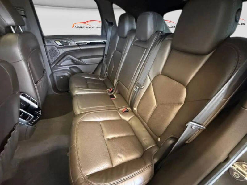 2016 Porsche Cayenne