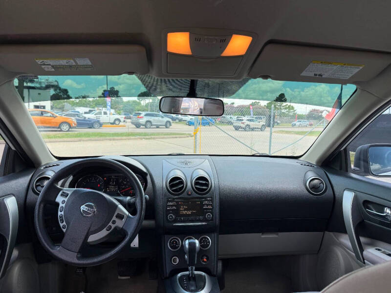 2013 Nissan Rogue SV