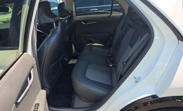 2023 Kia Niro EV Wind