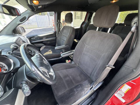 2014 Dodge Grand Caravan SE