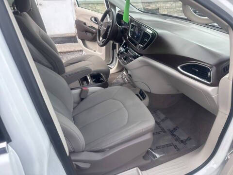 2018 Chrysler Pacifica Touring Plus