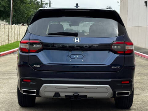 2023 Honda Pilot Elite