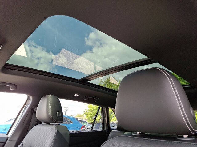 2026 Volkswagen Atlas Cross Sport SEL R-Line Black 4Motion