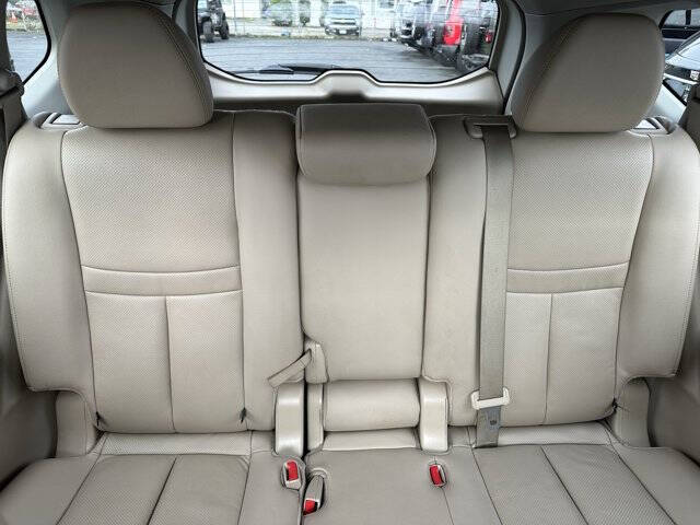 2016 Nissan Rogue SL