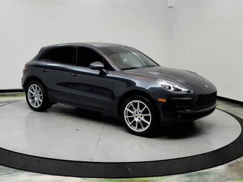 2017 Porsche Macan