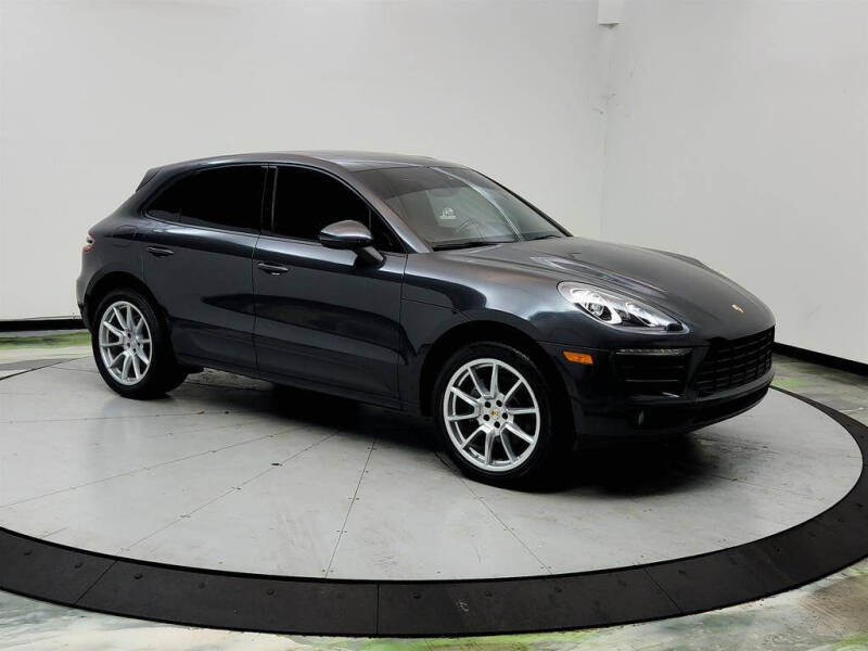 2017 Porsche Macan