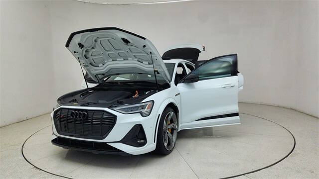 2023 Audi e-tron S Sportback quattro Prestige