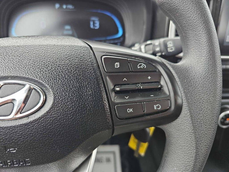 2025 Hyundai Venue SE
