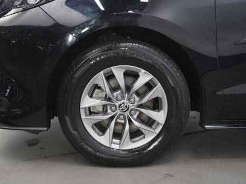 2024 Toyota Sienna LE 8-Passenger