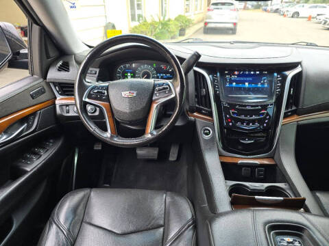 2019 Cadillac Escalade Luxury