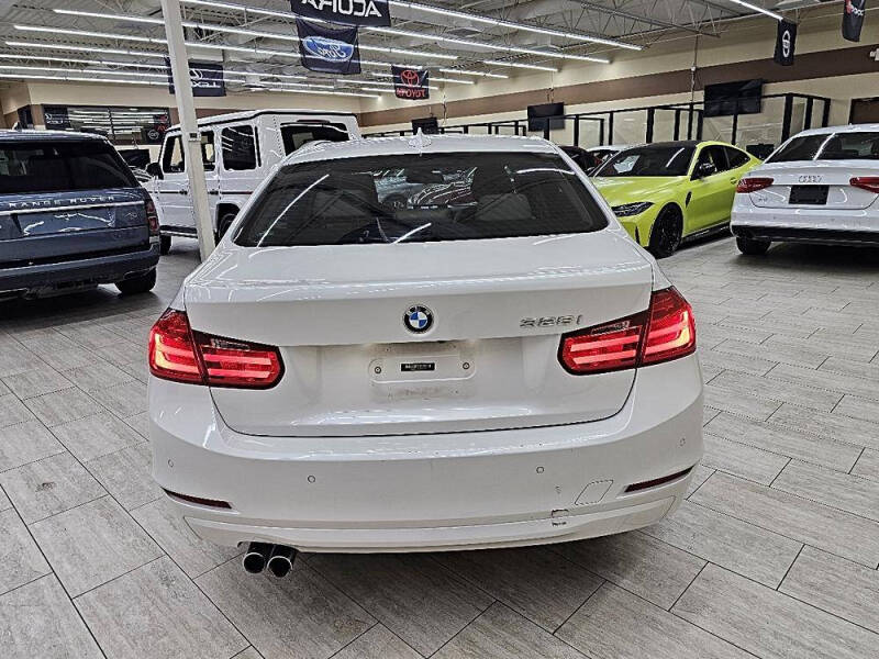 2015 BMW 3 Series 328i