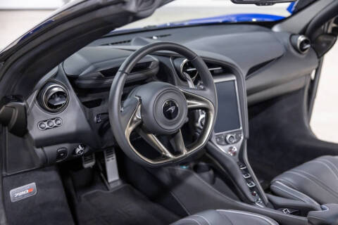 2022 McLaren 720S Spider