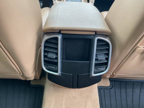 2016 Porsche Cayenne S