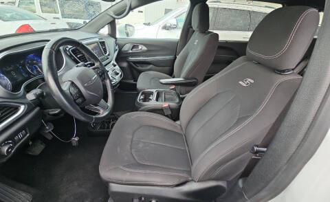 2018 Chrysler Pacifica Touring Plus