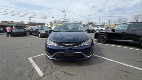 2018 Chrysler Pacifica Touring L