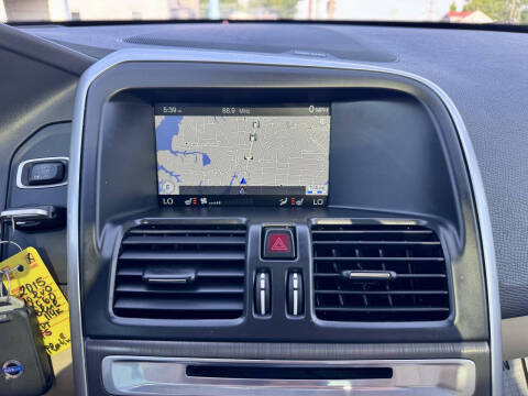 2015 Volvo XC60 T5 Drive-E Platinum