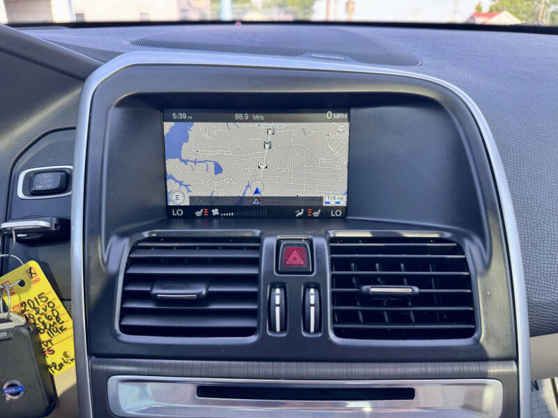 2015 Volvo XC60 T5 Drive-E Platinum