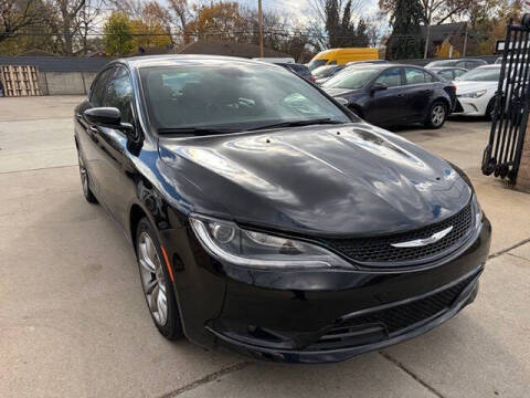 2016 Chrysler 200 S