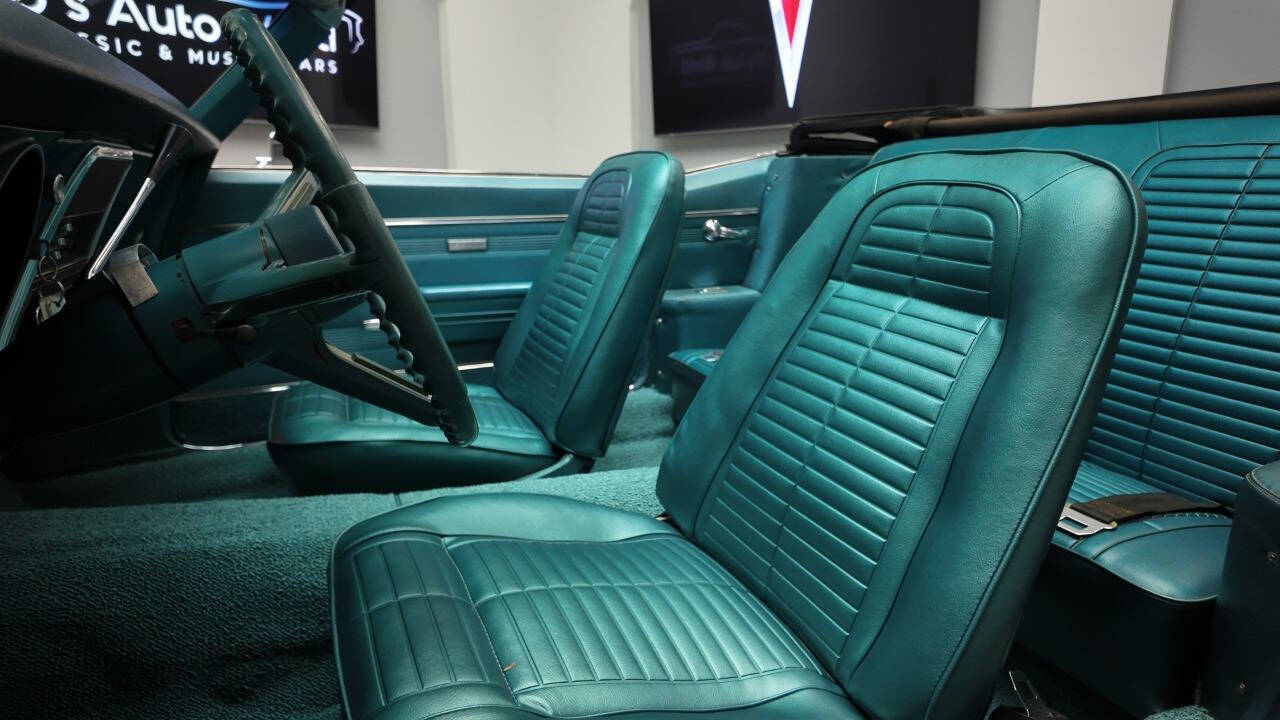 1968 Pontiac Firebird 42