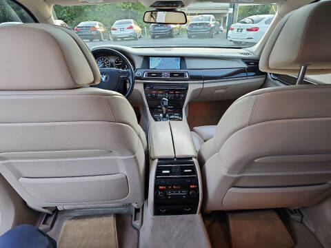 2010 BMW 7 Series 750Li xDrive