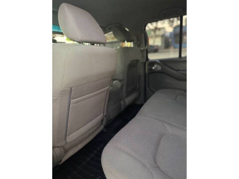 2013 Nissan Frontier SV