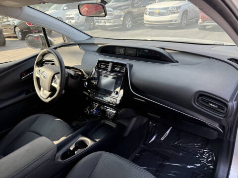 2016 Toyota Prius Two