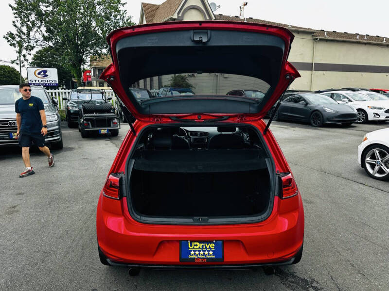 2016 Volkswagen Golf GTI SE
