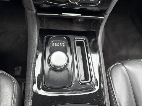 2017 Chrysler 300 S Alloy Edition