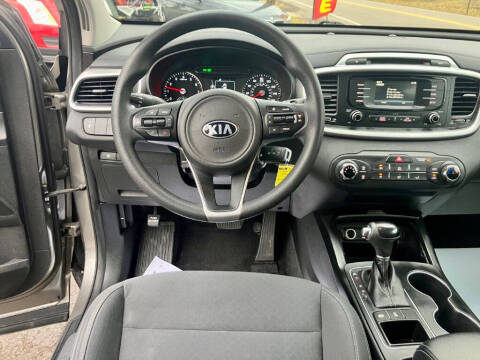 2017 Kia Sorento LX V6