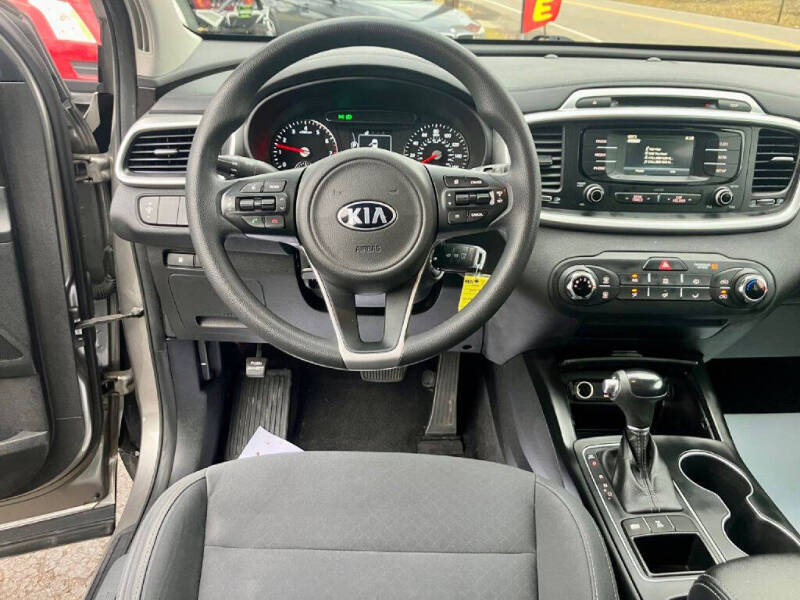 2017 Kia Sorento LX V6