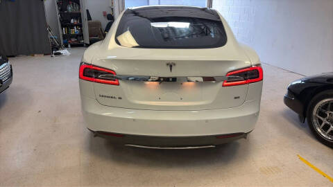 2014 Tesla Model S