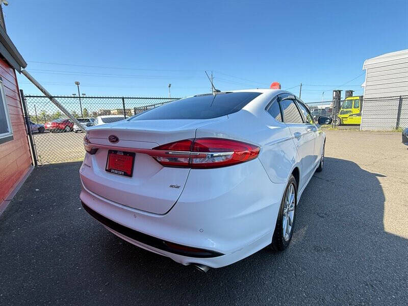 2017 Ford Fusion SE