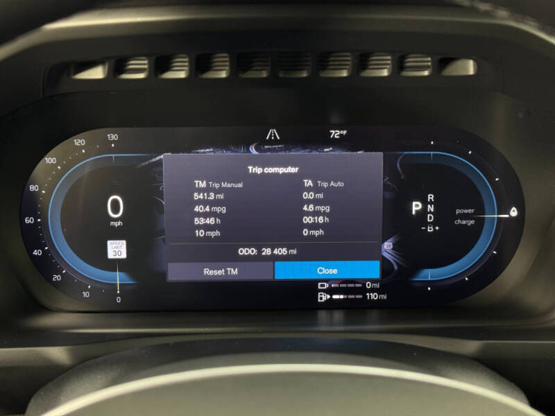 2023 Volvo XC90 Recharge T8 Ultimate Dark Theme