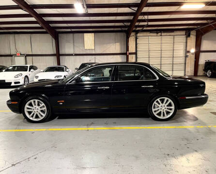 2004 Jaguar XJR