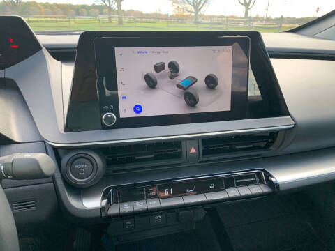 2025 Toyota Prius LE