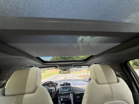 2018 Jaguar F-PACE S