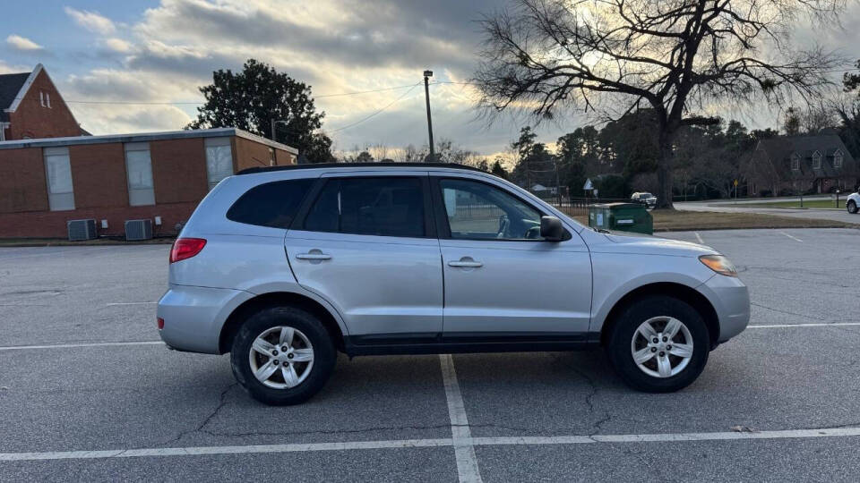 2009 Hyundai SANTA FE for sale at Caropedia in Dunn, NC